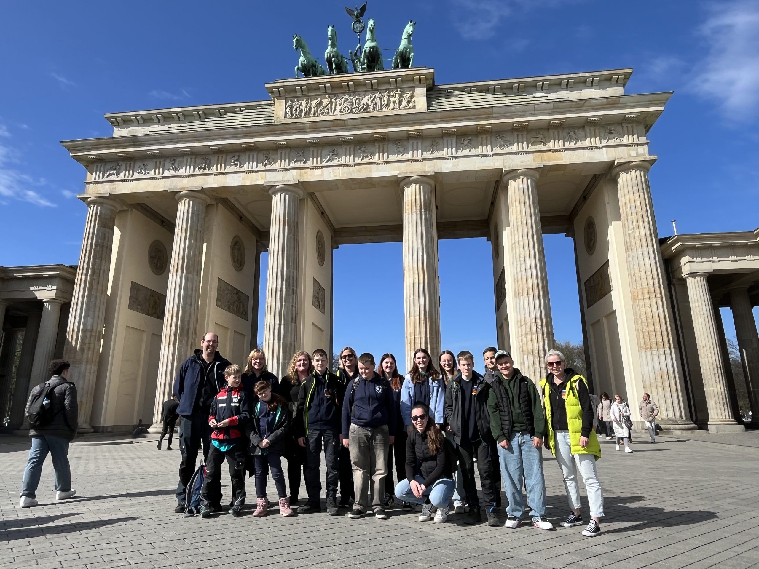 Mehr über den Artikel erfahren Besuch des Deutschen Bundestages